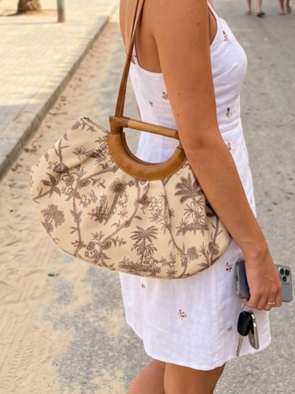 New Tommy Bahama Cloth Palm Print and Leather Shoulder or Handbag